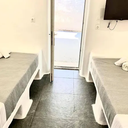 Mykonos Vibes Airport And Apartamento Mykonos Town