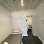 Апартаменты Mykonos Vibes Airport And