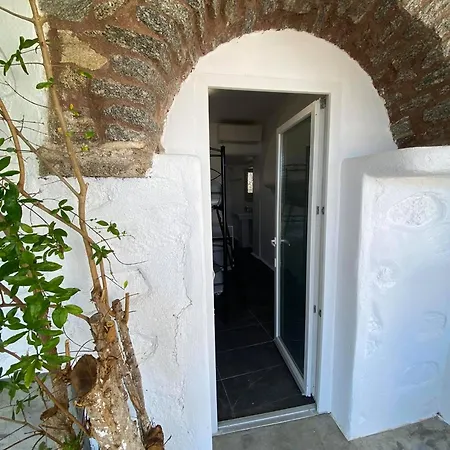 Mykonos Vibes Airport And Mykonos Town