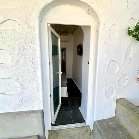 Mykonos Vibes Airport And Mykonos Town